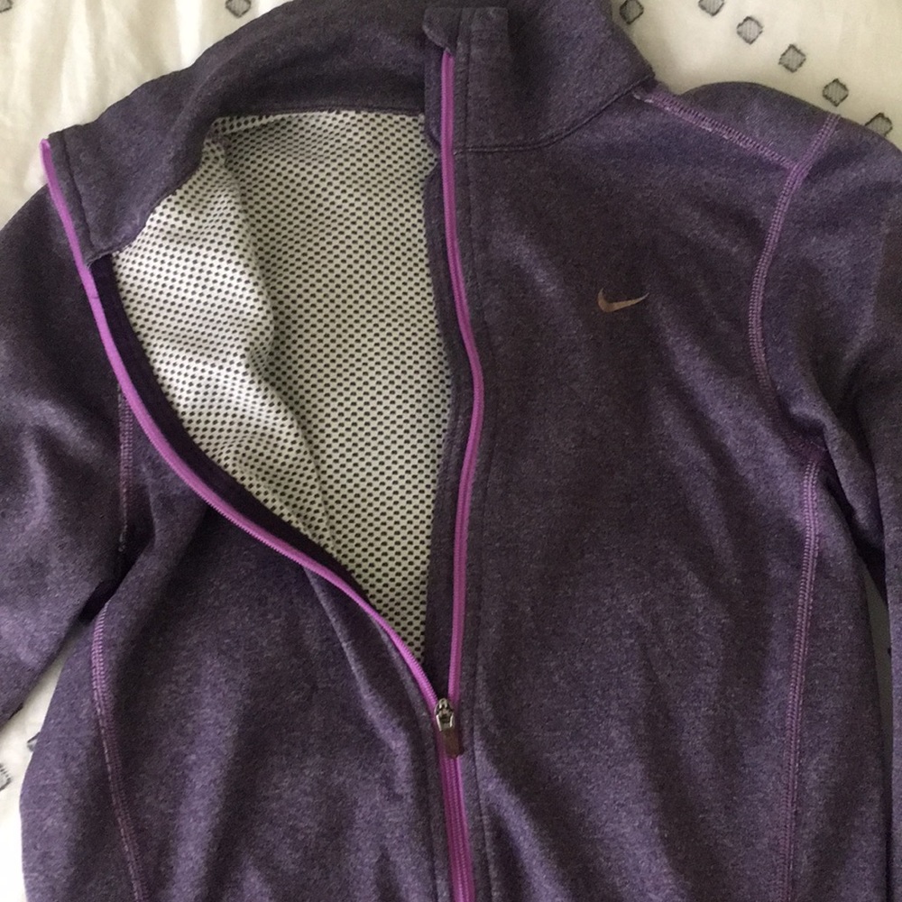 Nike jacket - Picture 2 of 2